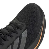 response-runner-marka-adidas