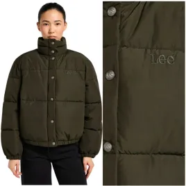 lee-relaxed-puffer-jacket-olive-night-krotka-luzna-damska-kurtka-puchowa-s