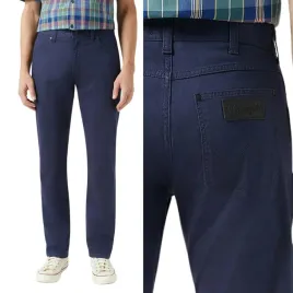 wrangler-greensboro-dark-navy-proste-granatowe-spodnie-materialowe-w32-l32