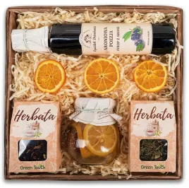 kosz-prezentowy-herbata-i-przetwory-naturalne