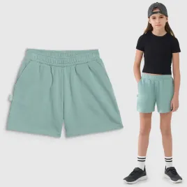 spodenki-dresowe-dziewczece-4f-luzne-oversize-sportowe-turkusowe-146