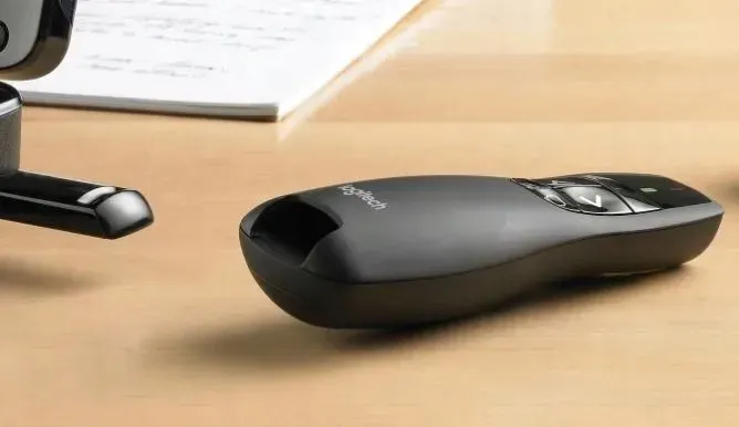 prezenter-logitech-r400-laser-liczba-rdzeni-procesora-nie-dotyczy