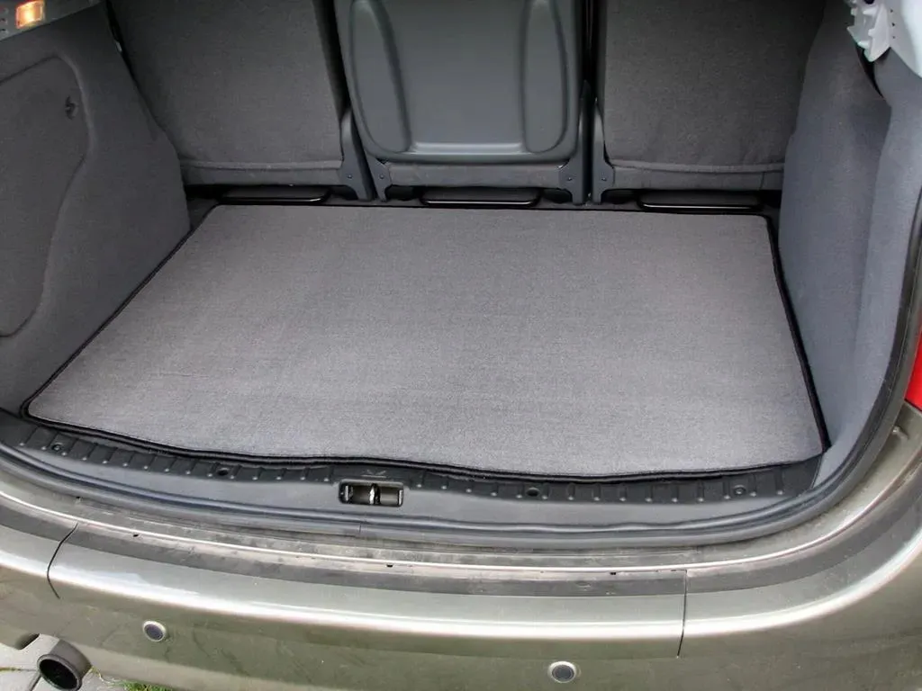 mata-welurowa-bagaznika-bez-do-tesla-model-s-2012-stan-nowy