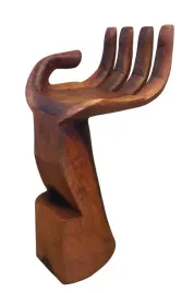 drewniany-hoker-krzeslo-w-ksztalcie-dloni-92-cm
