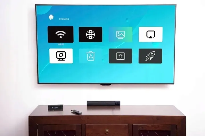 odtwarzacz-smart-tv-box-android-4k-play-do-netflix