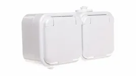 delfina-gniazdo-hermetyczne-podwojne-z-u-ip44-klapka-biala-gnh-2dz-00-w