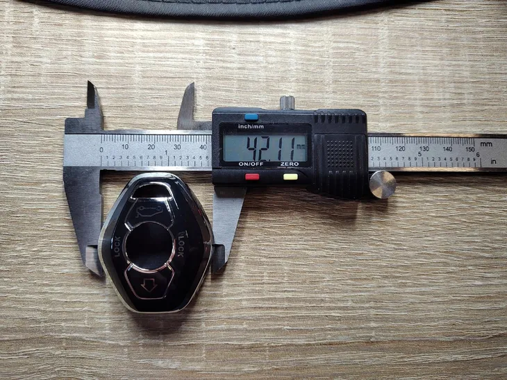 bmw-etui-na-kluczyk-bmw-e36-e39-e46-e60-e46-e60-e61-e63-e64-e83-e85-e86-marka-bez-marki-stan-nowy