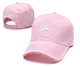 czapka-z-daszkiem-mercedes-czarna-amg-petronas-lewis-hamilton-rozowa