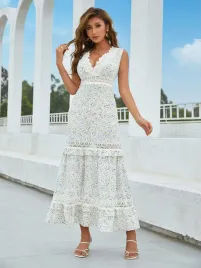 biala-dluga-sukienka-w-niebieskie-kwiaty-shein-m