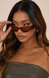 brazowe-okulary-przeciwsloneczne-prettylittlething