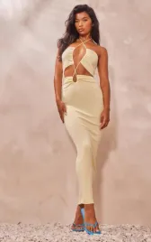 zolta-dzianinowa-sukienka-maxi-prettylittlething-xs