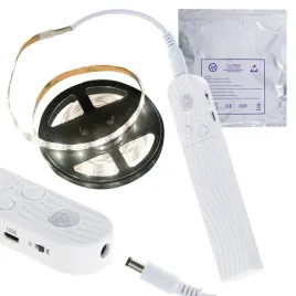kx4942-1-tasma-led-na-baterie-usb-czujnik-ruchu-2
