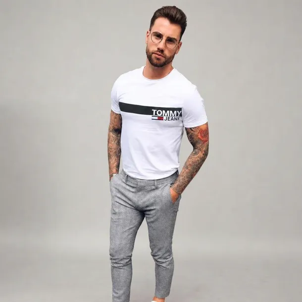 Tommy Jeans koszulka męska biała z logo, klasyczny t-shirt z okrągłym dekoltem rozmiar XL | Idealne na lato!