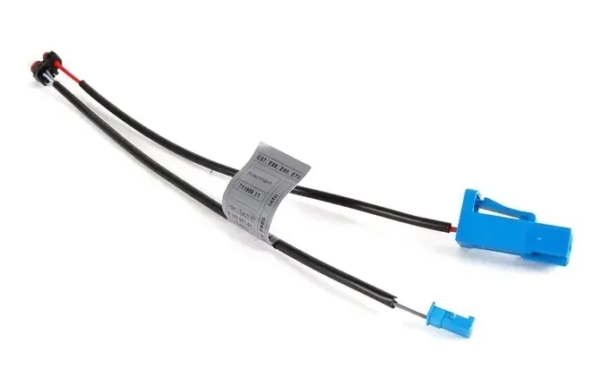 przewod-adaptacyjny-ibs-akumulatora-bmw-e90-e91-e92-e93-e84-x1-e81-e82-e87-waga-z-opakowaniem-0-1-kg