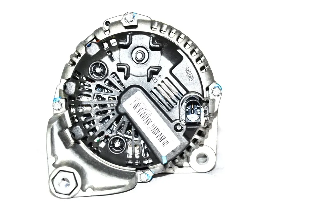 at-alternator-bmw-e60-e61-e63-e64-e65-e66-520d-525d-530d-635d-730d-7802929-stan-nowy