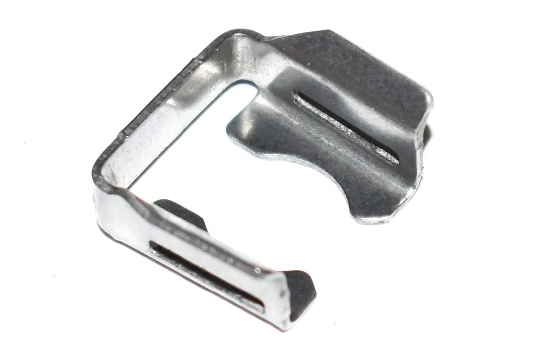 klamra-bmw-e38-e39-e49-e53-e60-e61-e61-e64-e65-e70-e81-e83-e87-13537528539