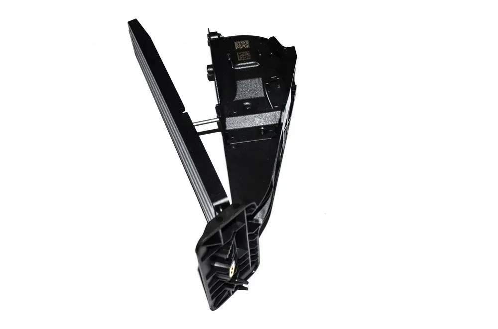 pedal-gazu-bmw-e60-e61-e63-e64-e65-e70-e71-e83-e84