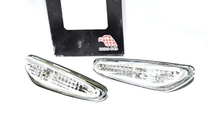 kierunkowskazy-boczne-biale-bmw-e87-e81-e88-e82-e84-x1-e90-e91-e92-e93