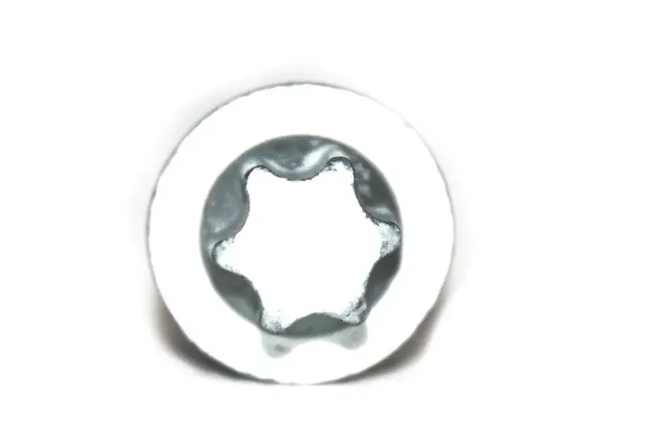 sruba-torx-bmw-e30-e31-e32-e34-e36-e38-e39-e46-e53-producent-czesci-bmw-oe