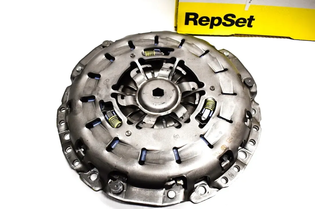 tarcza-sprzegla-bmw-e38-e39-e46-725-728-525-528-stan-nowy