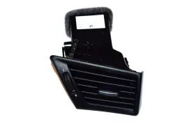kratka-wlotu-swiezego-powietrza-prawa-bmw-e84-x1