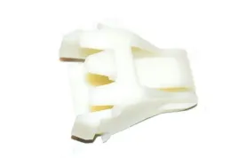 zaczep-bialy-fotel-tyl-bmw-e46-e71-e81-e84-e92-f10