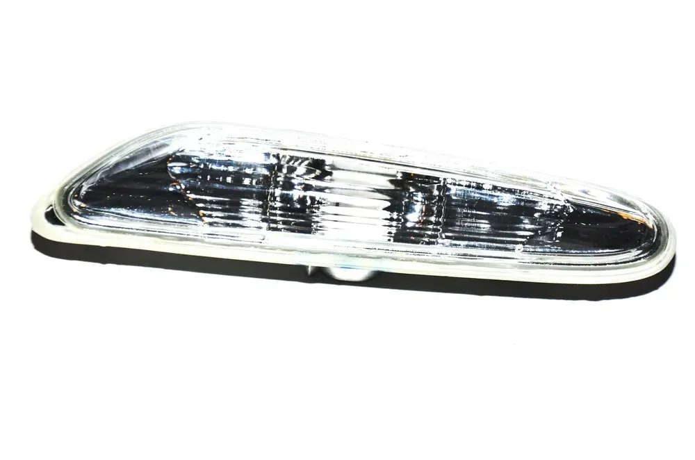 kierunkowskaz-boczny-lewy-bmw-e90-e91-e92-e93-stan-nowy