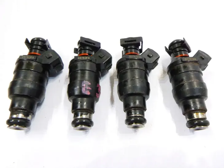 wtryskiwacz-bmw-e31-e32-e34-e38-e39-730i-740i-530i-stan-nowy-typ-samochodu-samochody-osobowe