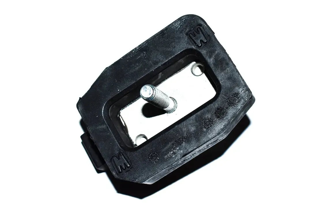 poduszka-skrzyni-bmw-e60-e61-e63-e64-540i-545i-stan-nowy