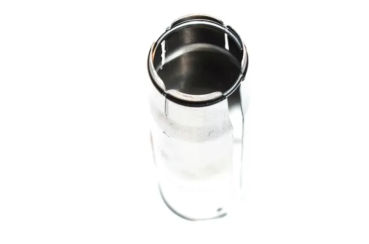 tulejka-swiecy-bmw-e60n-e61n-e63n-e70-x5-e71x6-e65