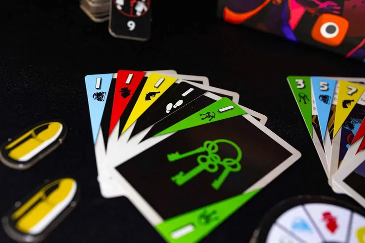 podwojni-agenci-stan-nowy-wydawca-portal-games