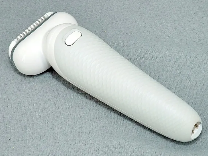 depilator-braun-silk-epil-9-kolor-dominujacy-bialy
