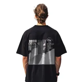 koszulka-czarna-meska-oversize-z-nadrukiem-streetwear-monochromatyczna-moda