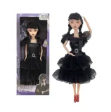 wednesday-lalka-addams-a-wiek-dziecka-3-lata