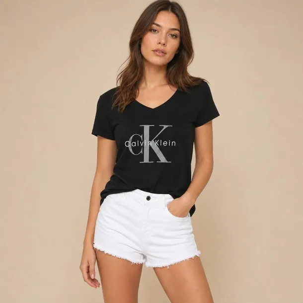 Calvin Klein t-shirt damski czarny z dekoltem V i logo z przodu rozmiar XL | Idealne na jesień!