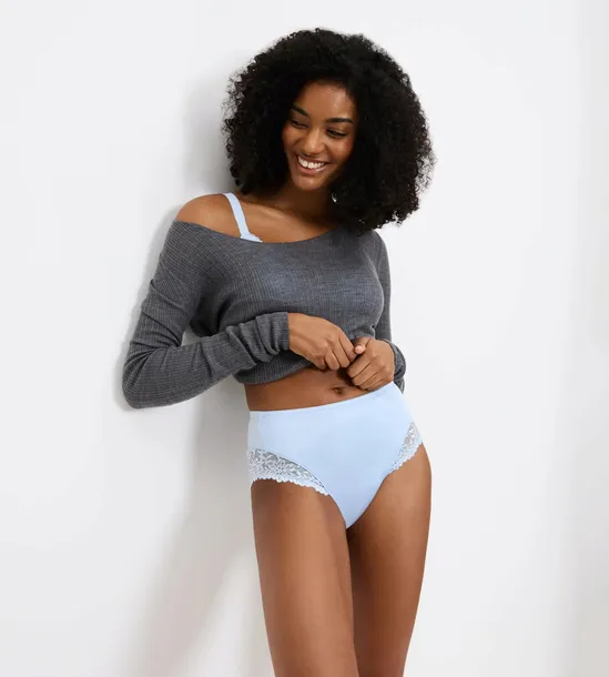 triumph-ladyform-soft-maxi-42-material-dominujacy-poliamid