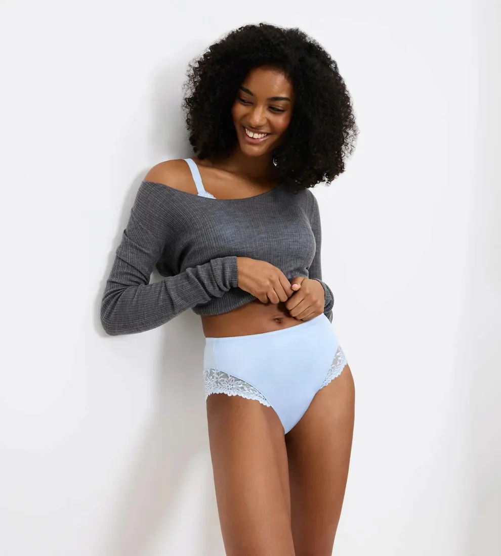 triumph-ladyform-soft-maxi-42