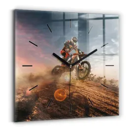 kwadratowy-zegar-szklany-scienny-z-motywem-mezczyzna-na-motocyklu-30x30-cm