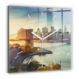 designerski-zegar-szklany-do-wnetrz-z-grafika-nowy-jork-manhattan-30x30-cm