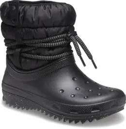 damskie-buty-zimowe-ocieplane-sniegowce-crocs-classic-neo-puff-shorty-34-35