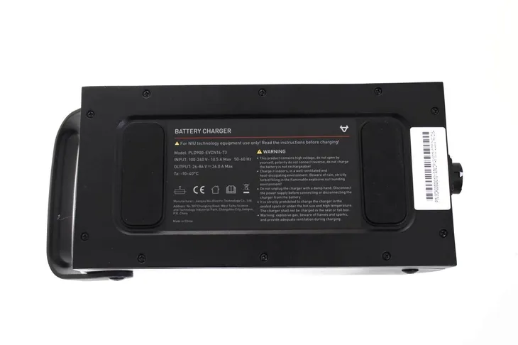 ladowarka-niu-mqi-gt-900w-or-10106084-numer-katalogowy-czesci-l95698
