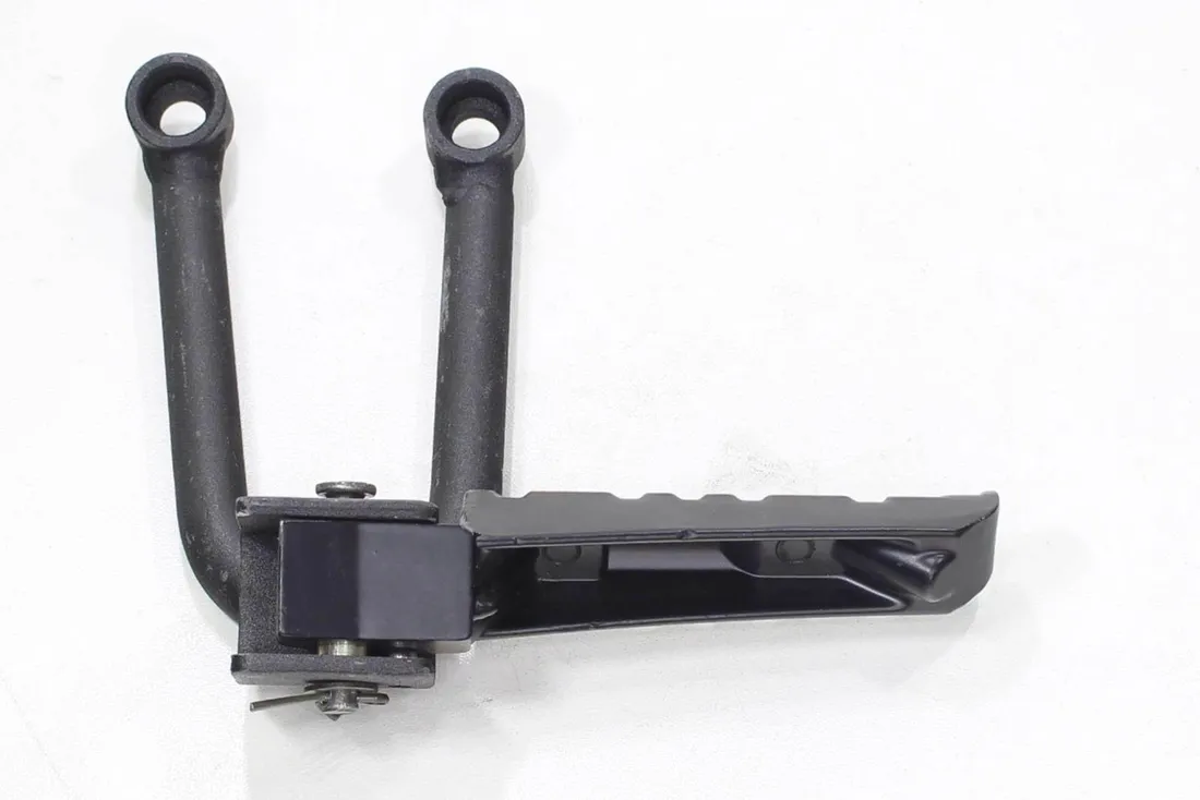 podnozek-pasazera-xcross-125-or-benzer6209-stan-nowy