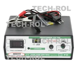 prostownik-12v-15a-wyswietlacz-cyfrowy-do-ladowania-akumulatorow-o