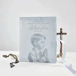 album-na-zdjecia-prezent-pamiatka-pierwszej-komunii-swietej-chlopiec-grawer