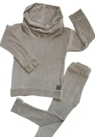 dres-welurowy-bez-z-kominem-rozmiar-170