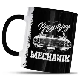kubek-z-nadrukiem-nie-dosc-ze-przystojny-to-mechanik