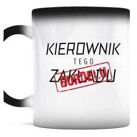 kubek-magiczny-do-kawy-kierownik-tego-burdelu