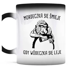kubek-magiczny-do-kawy-mordeczka-sie-smieje-gdy-wodeczka-sie-leje