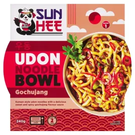 danie-z-makaronem-udon-wstepnie-ugotowanym-i-sosem-gochujang-240-g