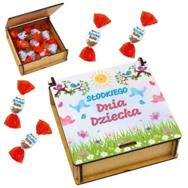 wyjatkowy-prezent-na-dzien-dziecka-recznie-robione-pudelko-na-slodkosci